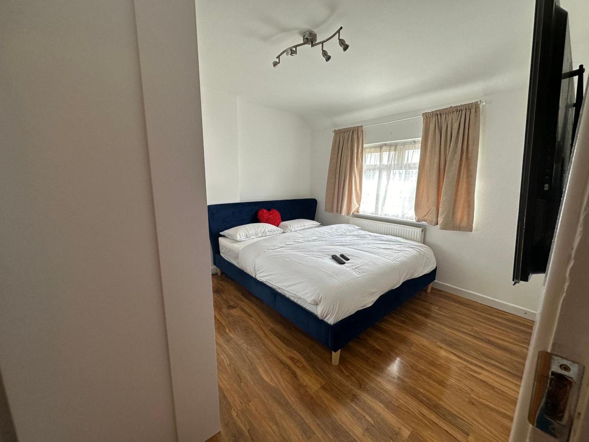 Beautiful Home In London With Easy Access To Central London Sutton  Extérieur photo